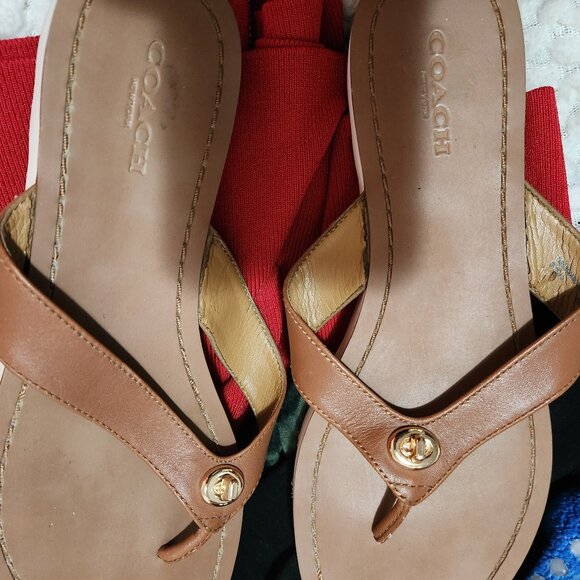Coach Sandals only worn 1 time - Picture 1 of 4